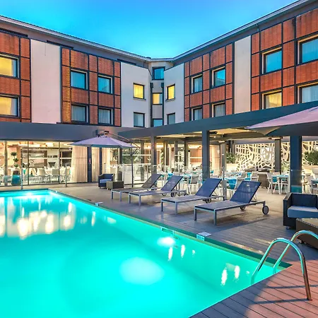 Hotel Toulouse Airport By Ihg Blagnac