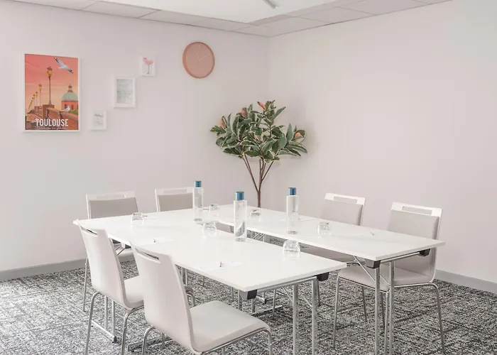 Toulouse Airport By Ihg 4*