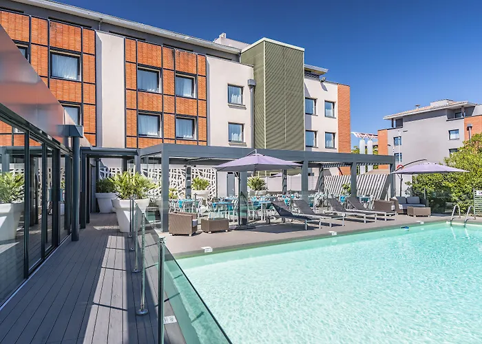 מלון Toulouse Airport By Ihg 4*