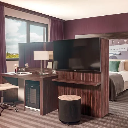 Toulouse Airport By Ihg